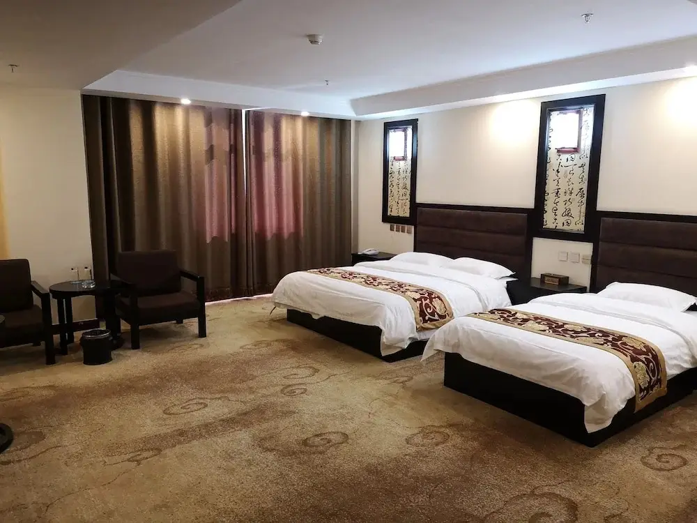 Чэндэ: Yanlong Hongshun Hotel