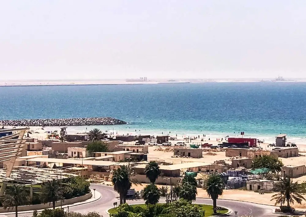 Al Khan Corniche Road Deluxe - 1 Br Apts — фото 1