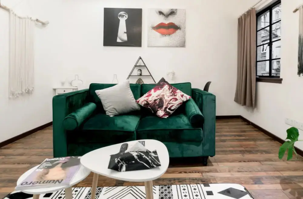 Шанхай: Hush Terrace House Near Iapm Mall