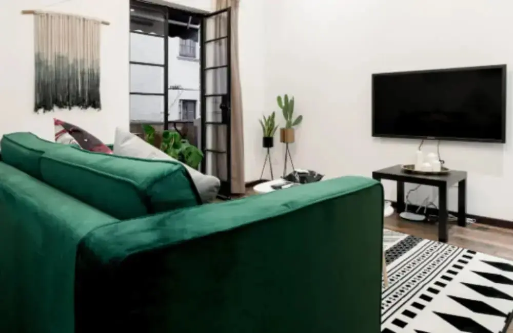 Шанхай: Hush Terrace House Near Iapm Mall