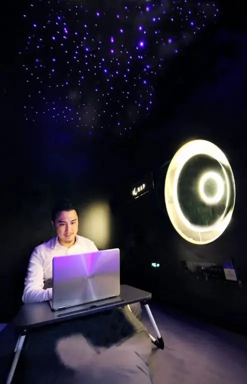 Гонконг: The Nap Pacific Place 3-Capsule Hotel