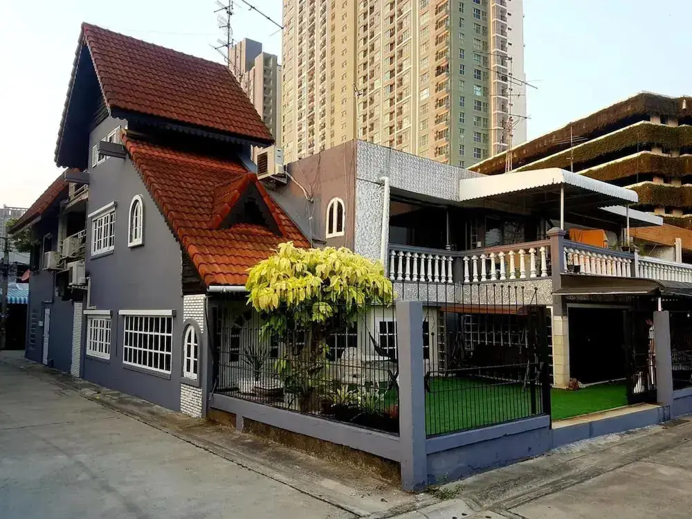 Бангкок: Waterside House And Hostel