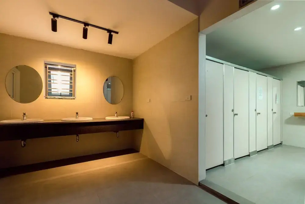 Ниньбинь: Spot On 876 Trang An Happy Hotel