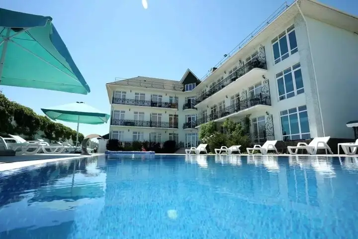 Заозерное: Villa Kristina