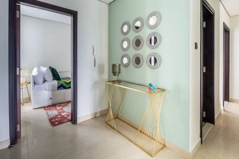 High-end & Stylish 3BR Apartment in Downtown Dubai — фото 1