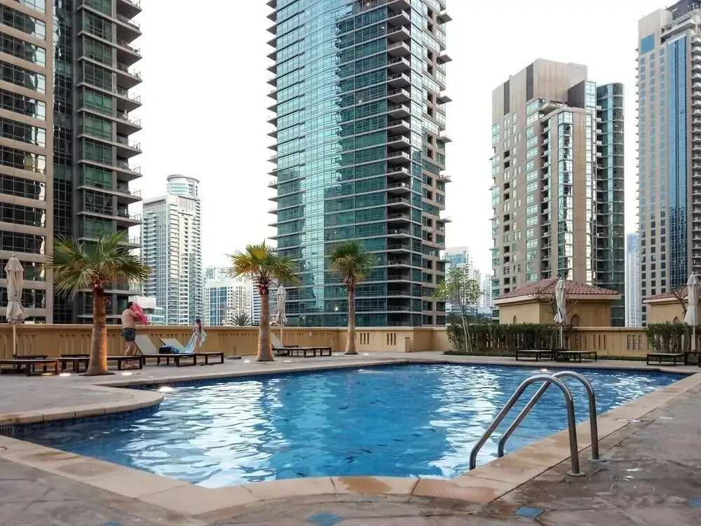 Дубай: 2BR in JBR w/ Mesmerizing Marina Views! Sleeps 6!