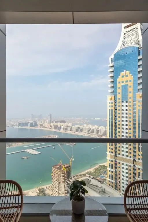 Дубай: Grand 3BR in Dubai Marinas Majestic Skyscraper!
