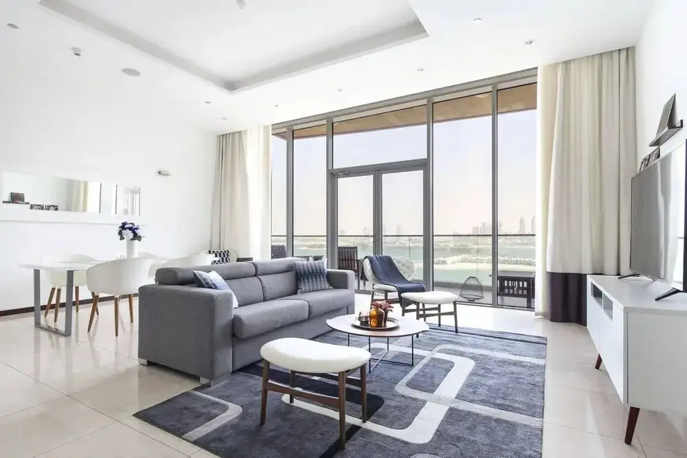 Дубай: Beachfront 1BR in Tiara - Gorgeous Sea Views!