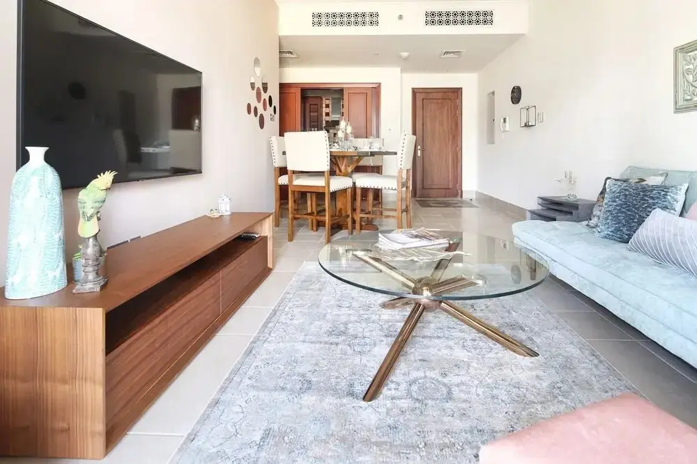 Дубай: Delightful 1BR in Magical Old Town Dubai!