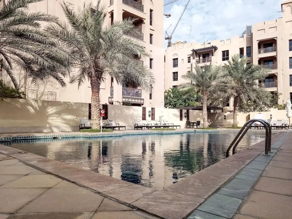 Дубай: Delightful 1BR in Magical Old Town Dubai!