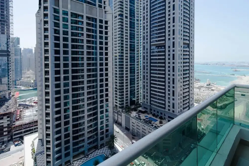 Дубай: Bright + Spacious 1BR in Dubai Marina