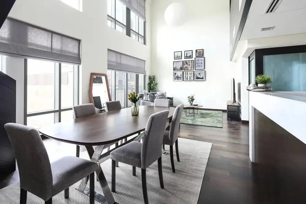 Дубай: Impressive 3BR Loft in Downtown Dubai!