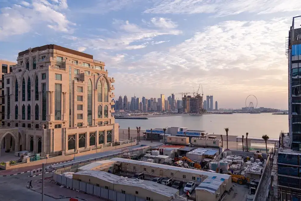 Дубай: Captivating 3BR Apartment on Palm Jumeirah!