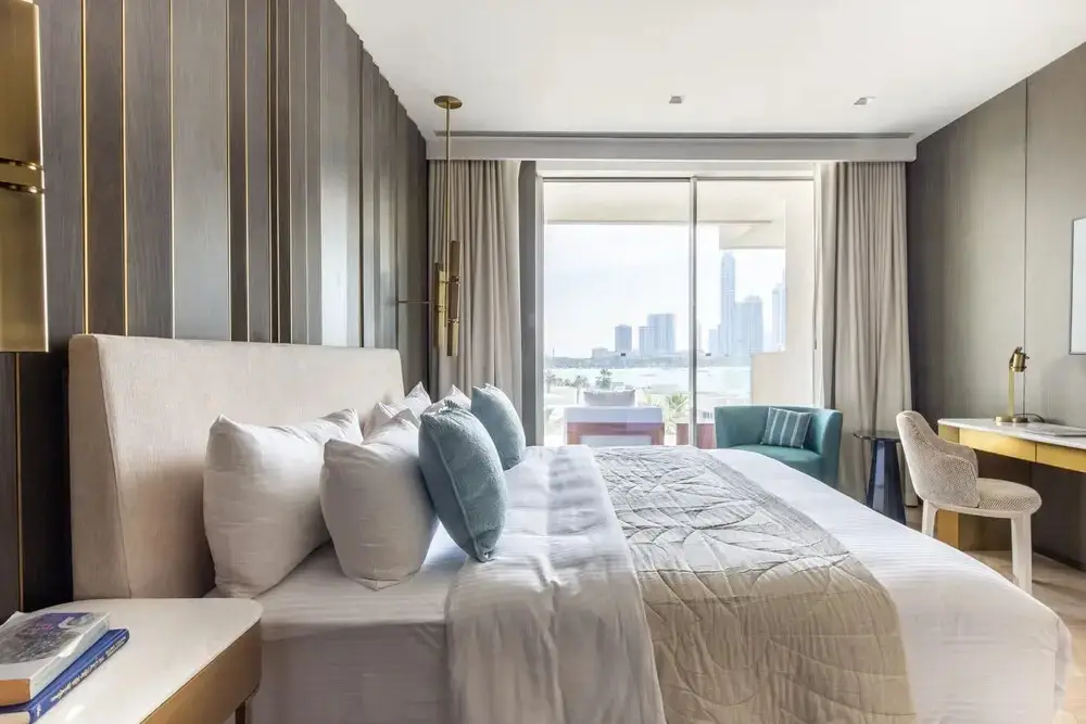 Дубай: Primestay - Beachfront 1BR with stunning sea view in Palm Jumeirah