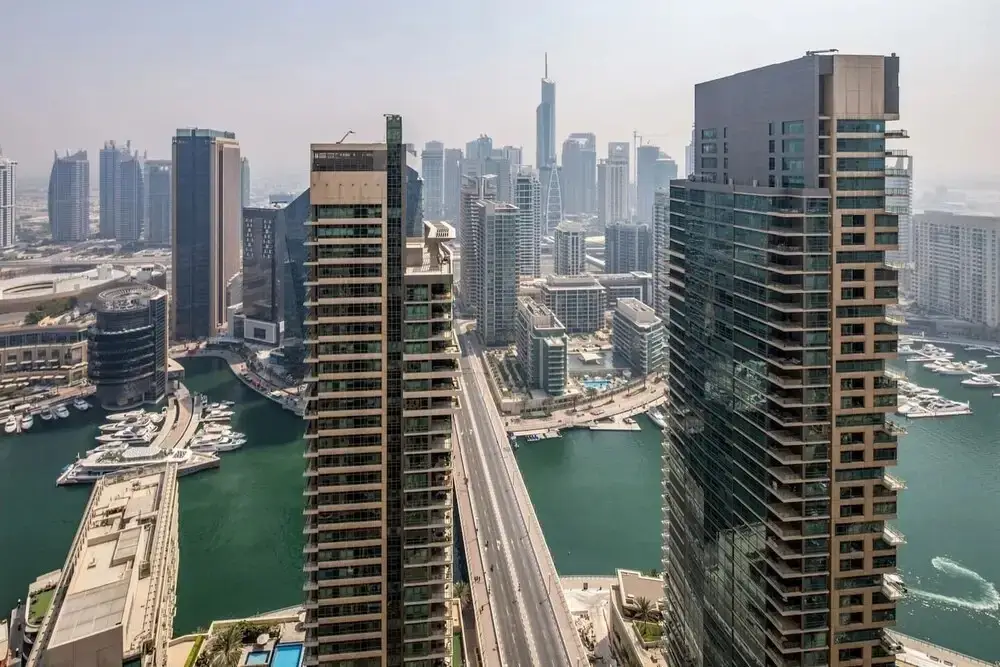 Дубай: Elegant 2BR in JBR With Stunning Marina Views!