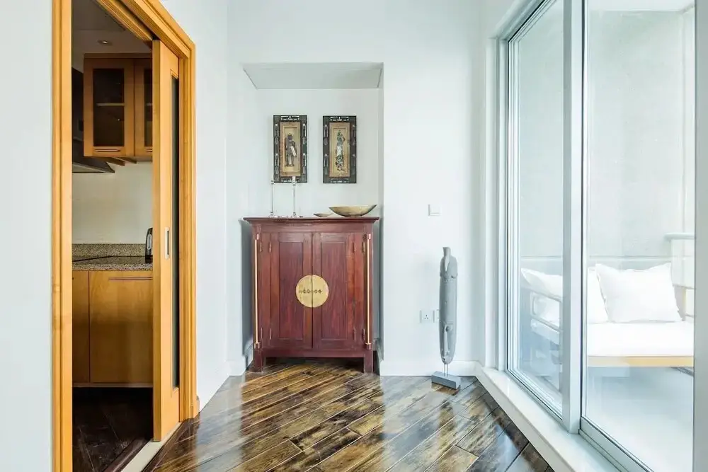 Дубай: Amazing + Bright 2BR w/ Full Marina Views!