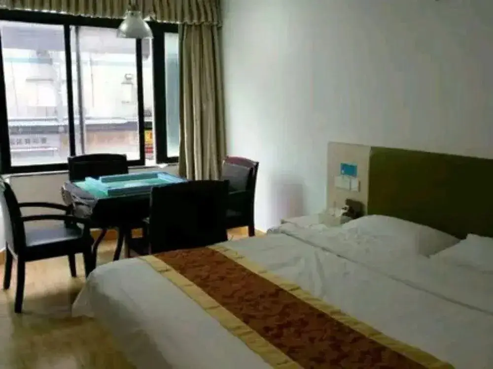 Шэньчжэнь: OYO 8016 Qiao Jia Business Hotel