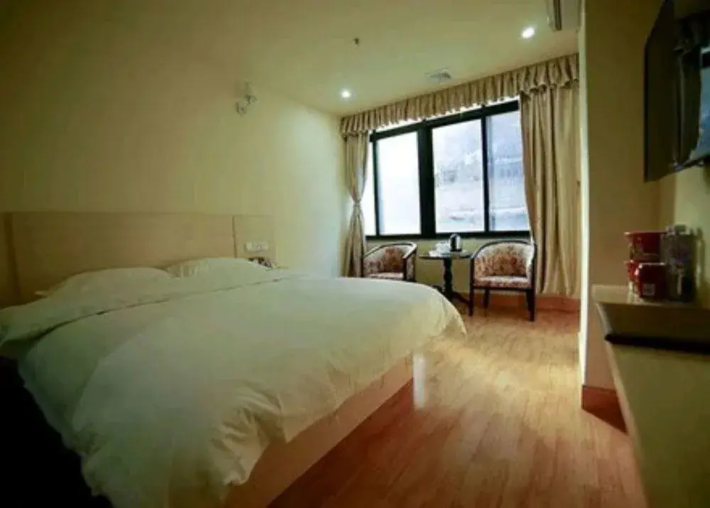 Шэньчжэнь: OYO 8016 Qiao Jia Business Hotel