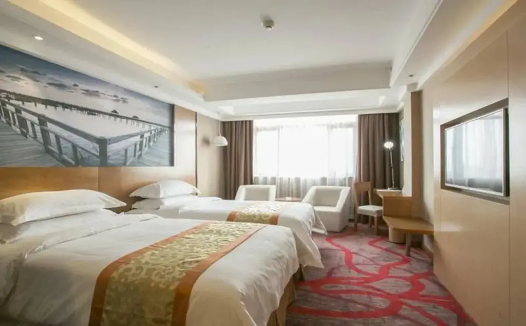 Лючжоу: Vienna 3 Best Hotel Liuzhou Sanjiang Yuejiang Road Branch