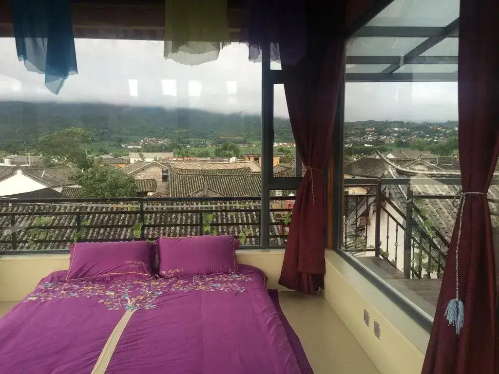 Дали: 90 Youth Hostel Shaxi