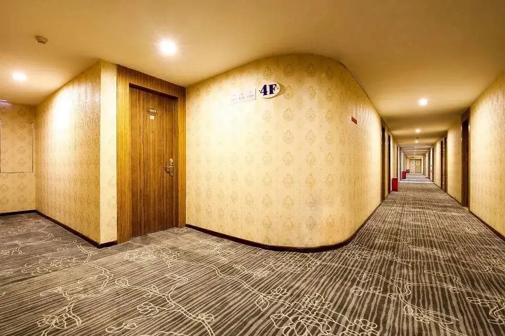 Шэньчжэнь: OYO 8019 Jin Hai Yue Hotel