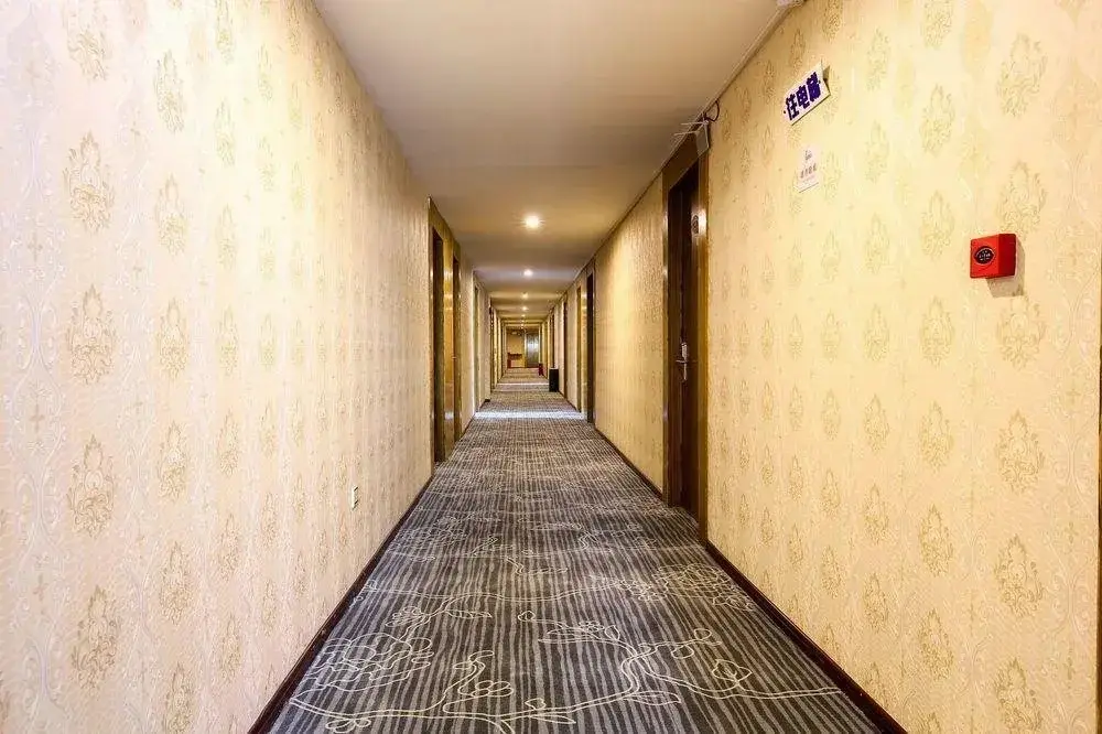 Шэньчжэнь: OYO 8019 Jin Hai Yue Hotel