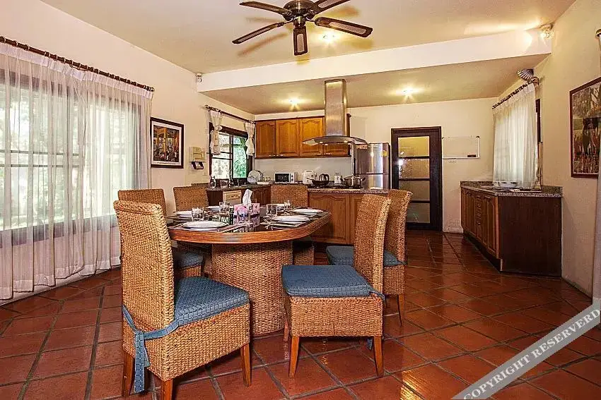 Паттайя: Villa Baan Wat -5BR Private Pool in Naklua Pattaya