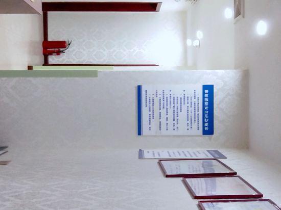 Чунцин: Mingyuan Apartment