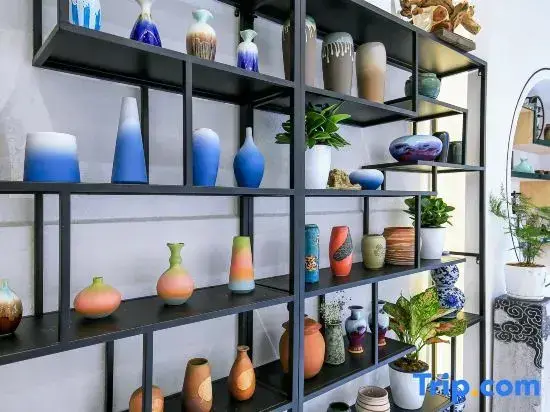 Яншо: Yangshuo Zhoujia Xiaoyuan Homestay (Songcheng Qiangu Scenery Area Shop)