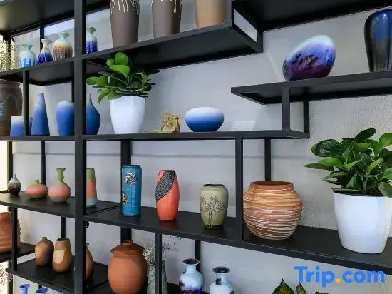 Яншо: Yangshuo Zhoujia Xiaoyuan Homestay (Songcheng Qiangu Scenery Area Shop)