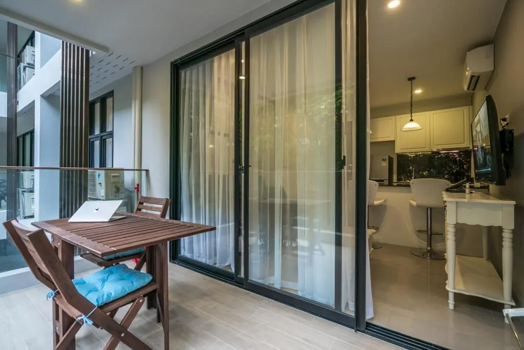Тхаланг: Palmyrah Surin - Brand new luxury condo walk to the beach - B210, Thalang, Phuket, Thailand