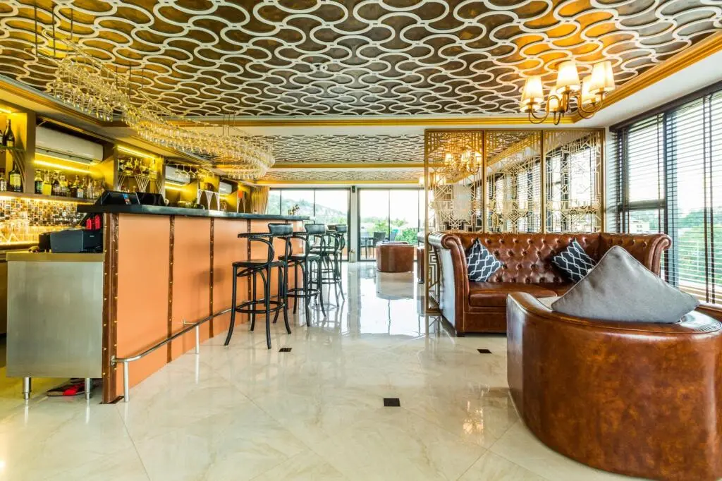 Тхаланг: 6Av 707 - Convenient Surin beach condo with pool and gym, Thalang, Phuket, Thailand