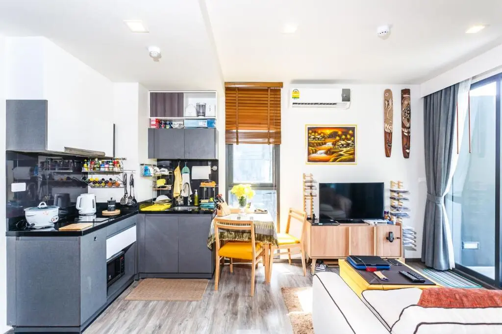 Кату: D187 - Large apartment in the heart of Patong, 2 pools and gym!, Patong, Phuket, Thailand