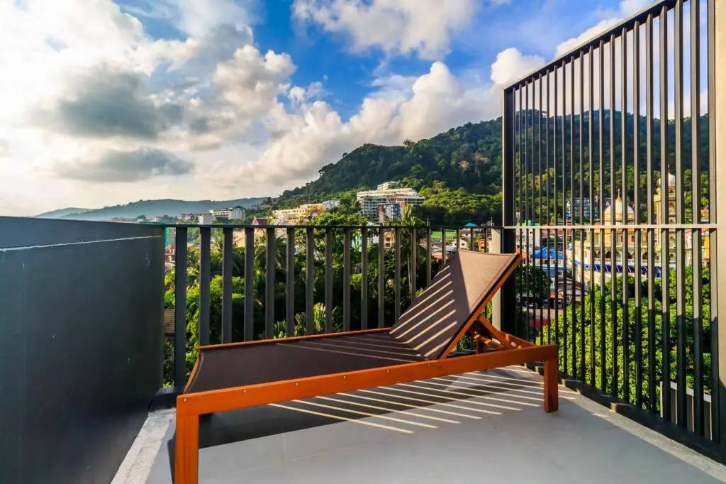 D252 - Patong sea-view apartment with 2 pools, near beach and nightlife!, Patong, Phuket, Thailand — фото 1
