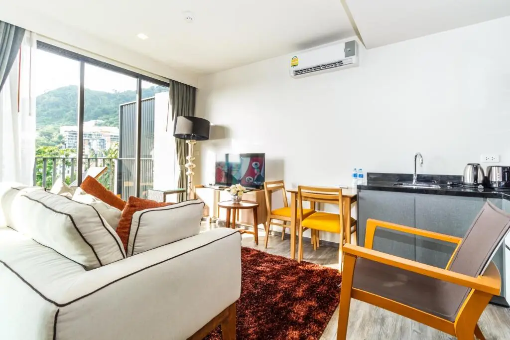 Кату: D252 - Patong sea-view apartment with 2 pools, near beach and nightlife!, Patong, Phuket, Thailand