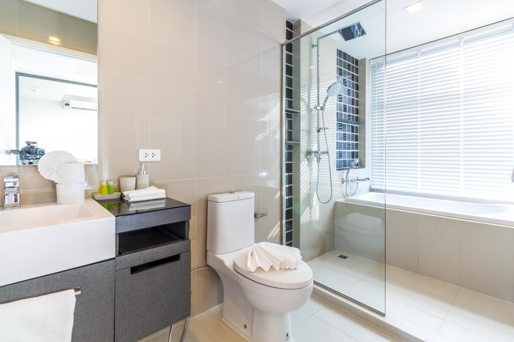 Кату: D252 - Patong sea-view apartment with 2 pools, near beach and nightlife!, Patong, Phuket, Thailand