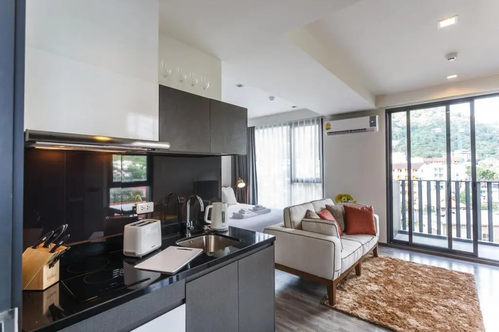 Кату: D263 - Mountain view 7th floor studio with pool & gym, central Patong, Patong, Phuket, Thailand