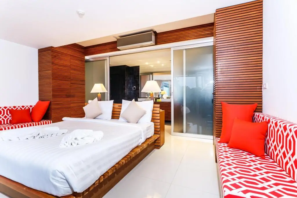 Тхаланг: The Quarter 408 - Seaview Duplex in Surin with patio and shared pool, Thalang, Phuket, Thailand