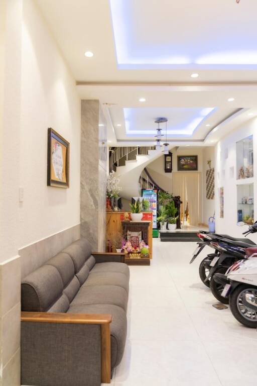 Хошимин: Nhu Huynh Hotel by OYO Rooms