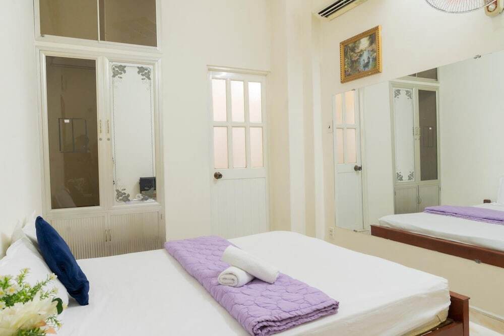 Хошимин: Nhu Huynh Hotel by OYO Rooms
