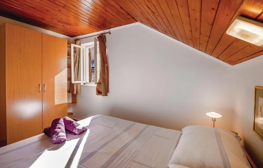 Игало: Beautiful Home in Njivice With Wifi and 2 Bedrooms