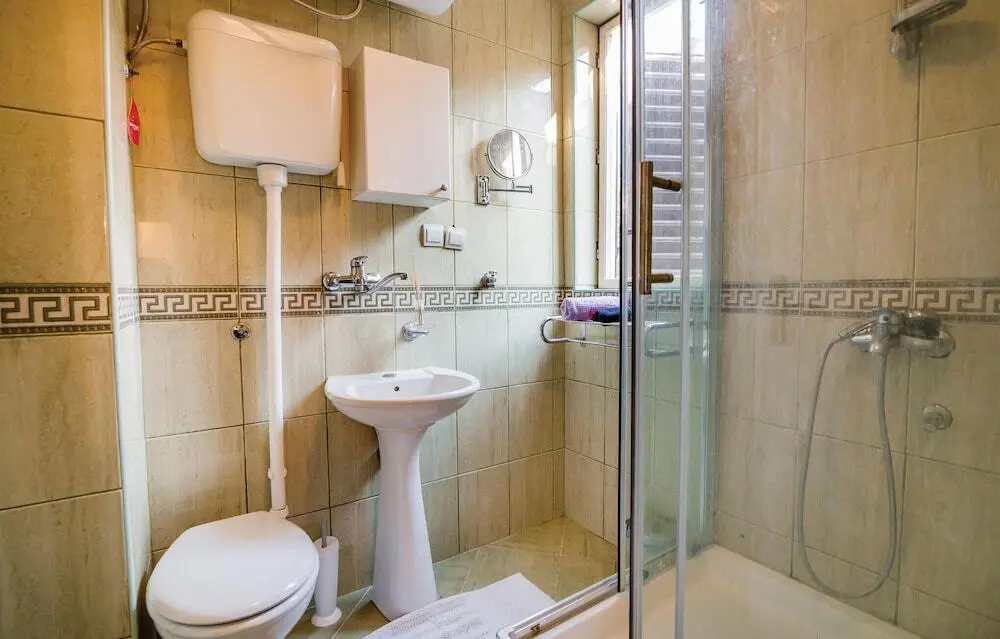 Игало: Beautiful Home in Njivice With Wifi and 2 Bedrooms