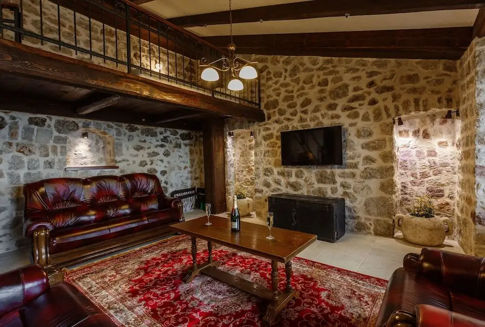 Сутоморе: Villa Brca