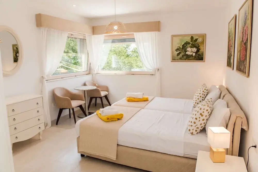 Тиват: 3 Bedroom 3 Bathroom Pool ,ivy House Montenegro