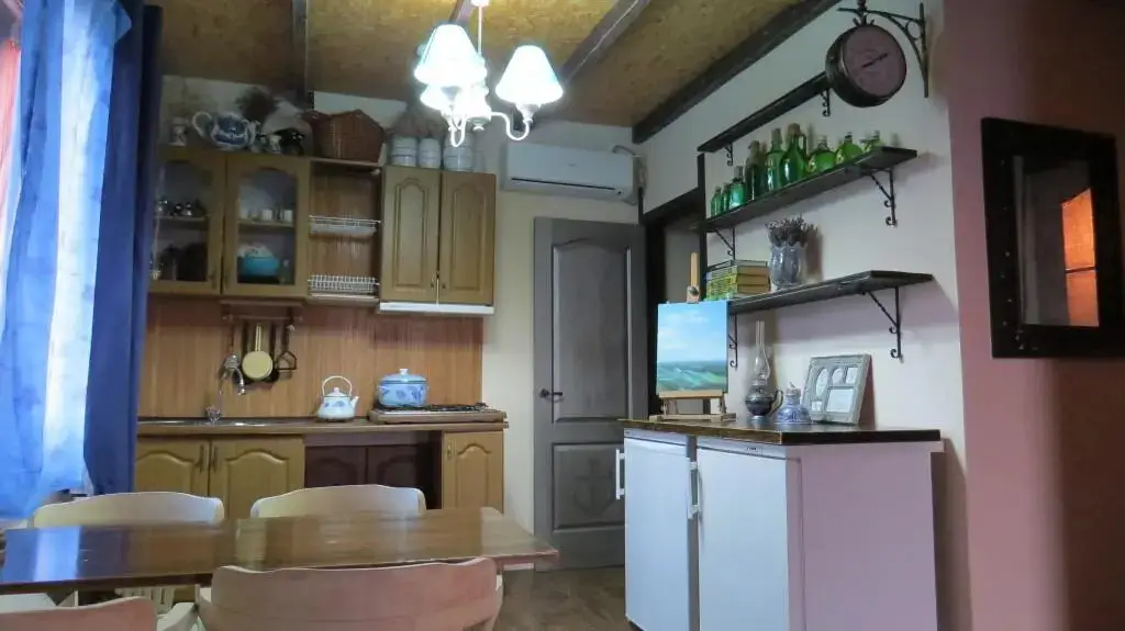 Заозерное: Гостевой дом Якорь