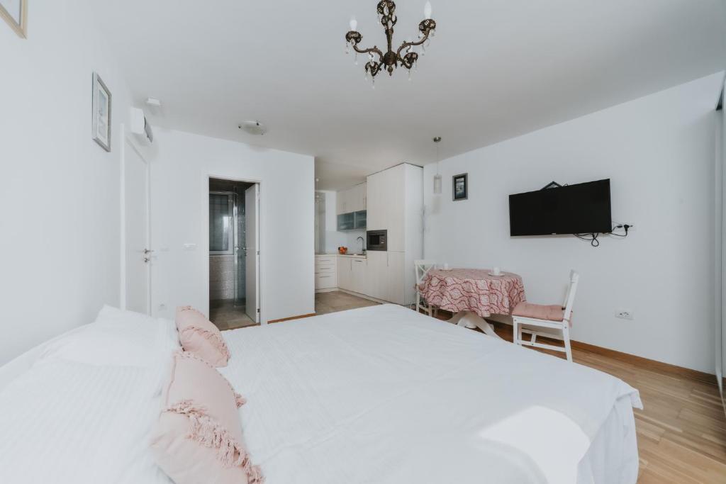 Будва: Apartments Trifunovic Old Town