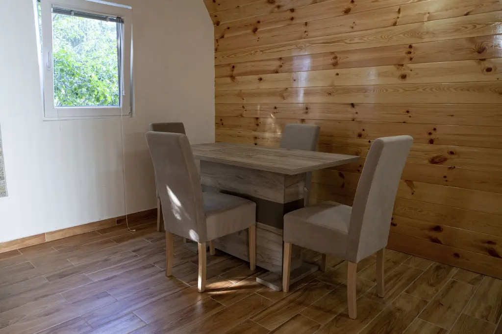 Жабляк: Cheerful Holiday Home Ideal for 6 People Guest House
