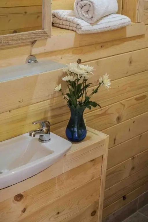 Колашин: Lovely 4-bed Cottage in Kolasin