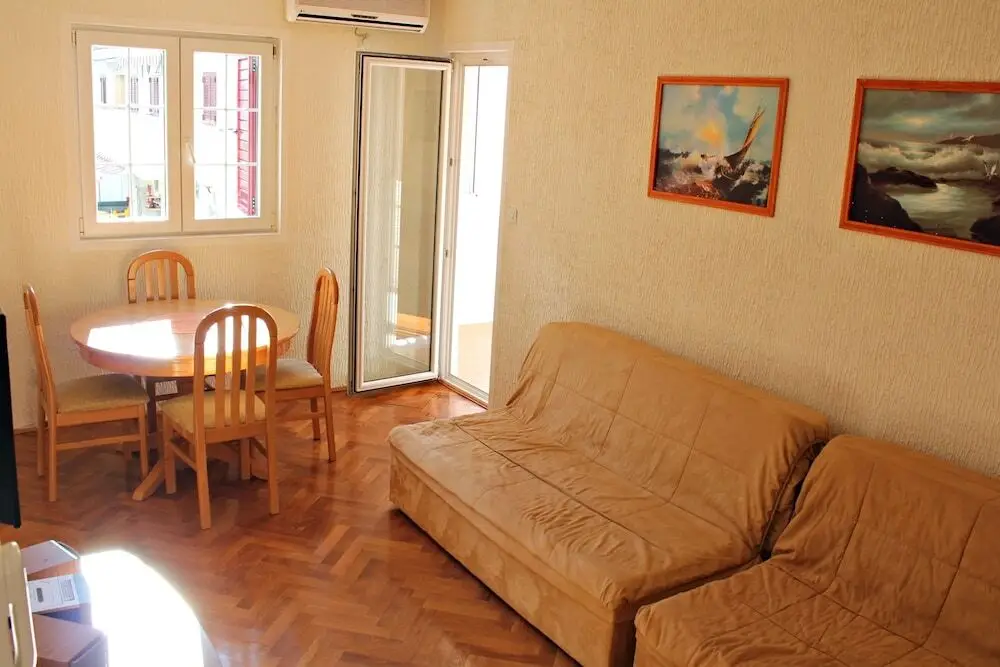 Будва: Sunny Family Apartment