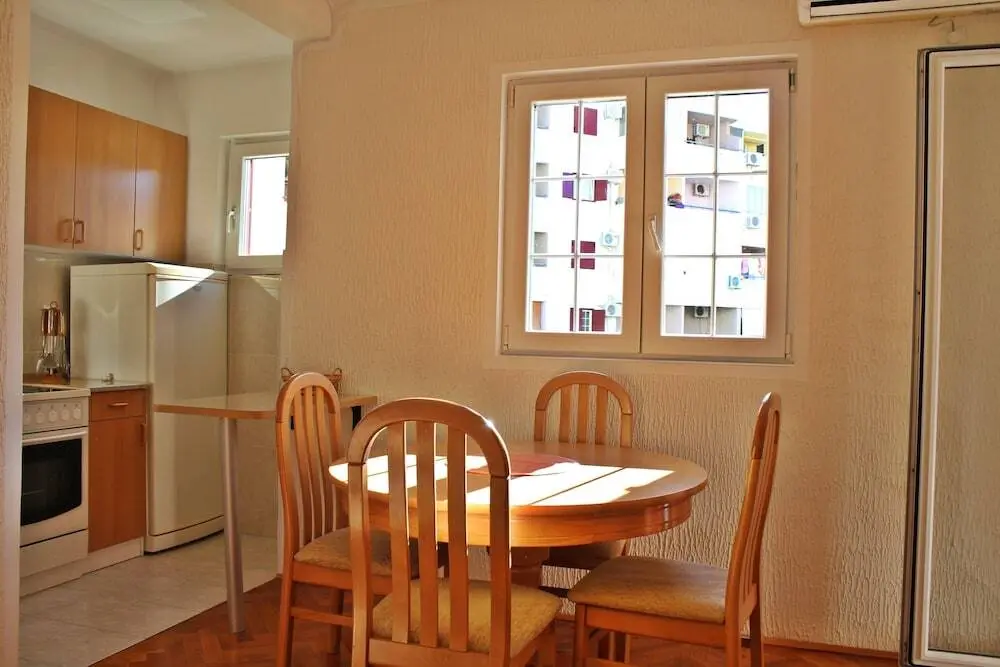 Будва: Sunny Family Apartment